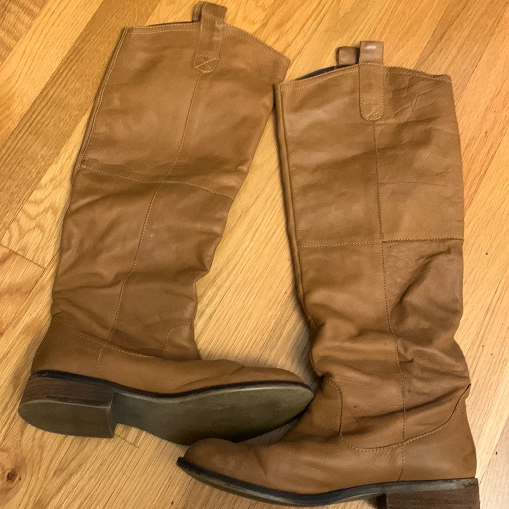 Steve Madden knee high boots size 7